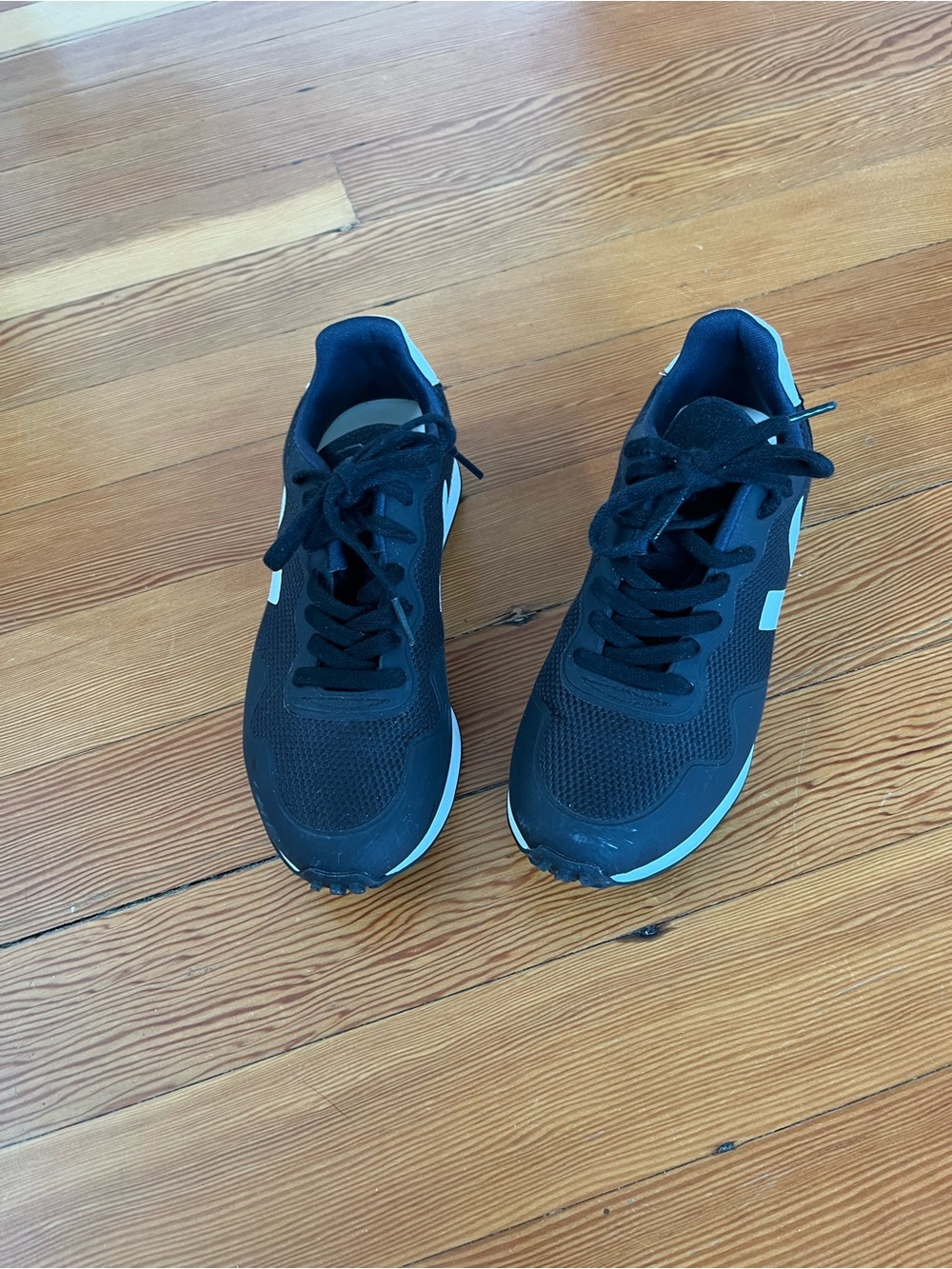 Veja Black Athletic Sneakers, very stylish